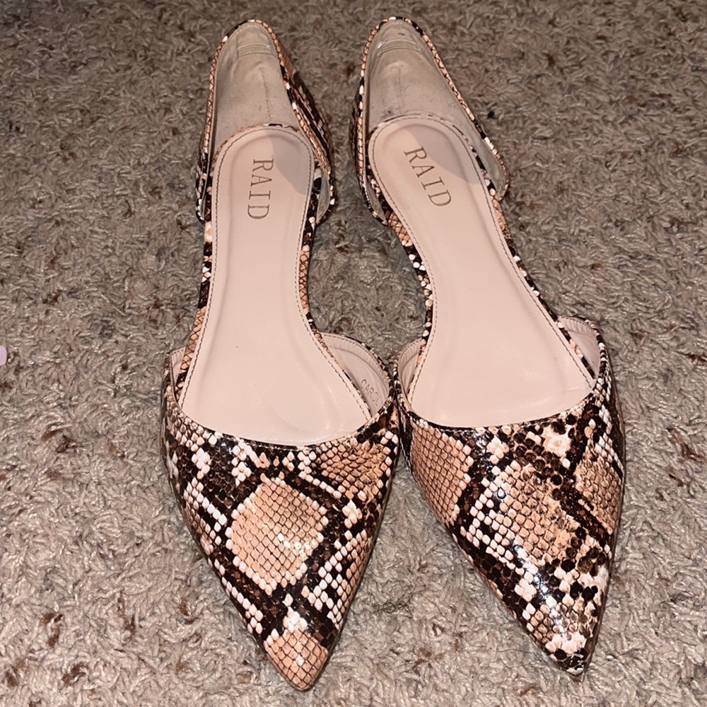 RAID Slippers - Picture 3 of 4